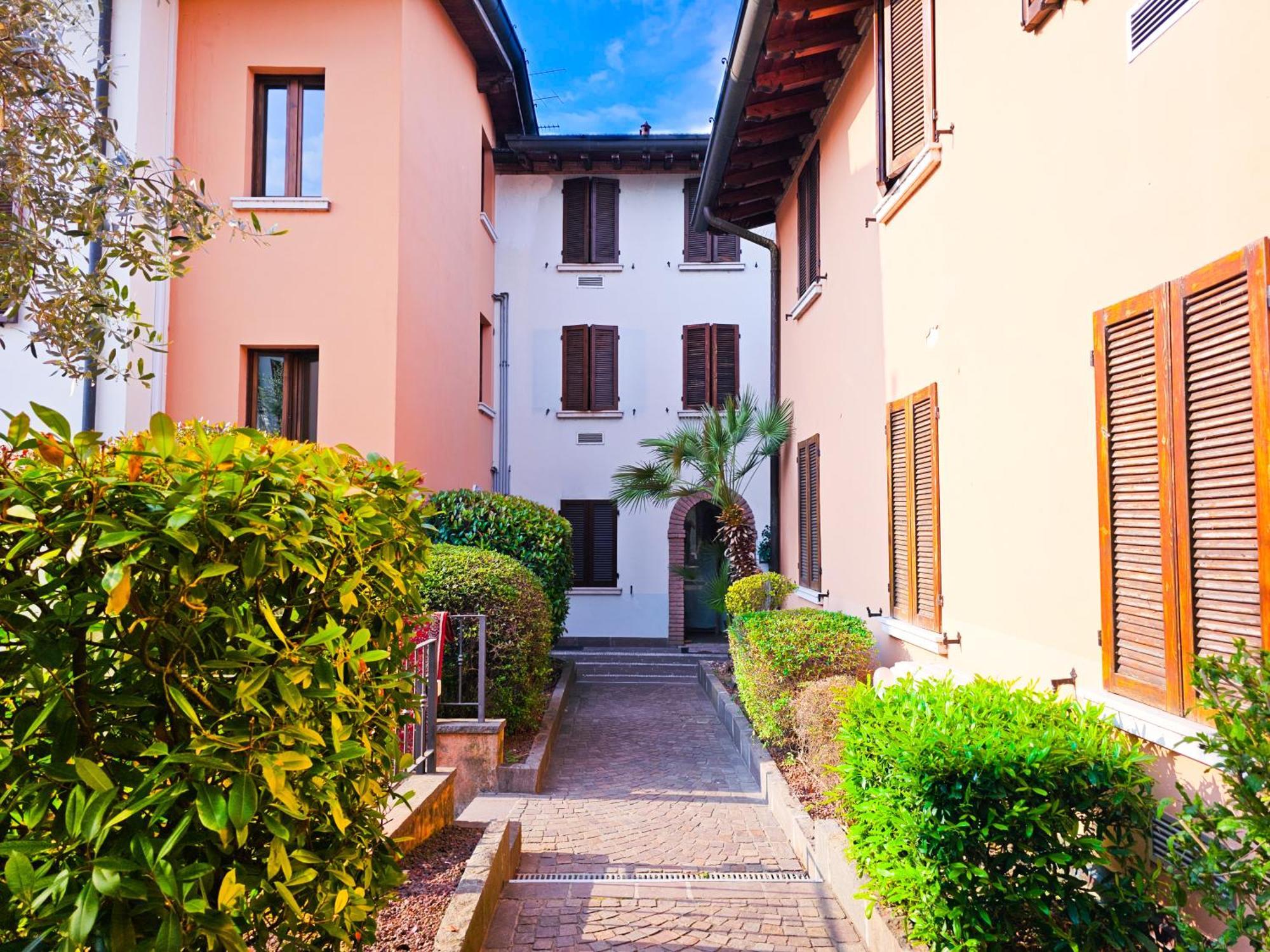 Apartament Casa Marilyn Desenzano del Garda Zewnętrze zdjęcie